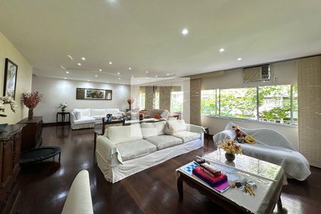 Sala de apartamento à venda com 3 quartos, 215m² em Copacabana, Rio de Janeiro