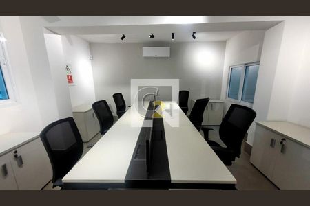 Casa à venda com 4 quartos, 230m² em Água Branca, São Paulo