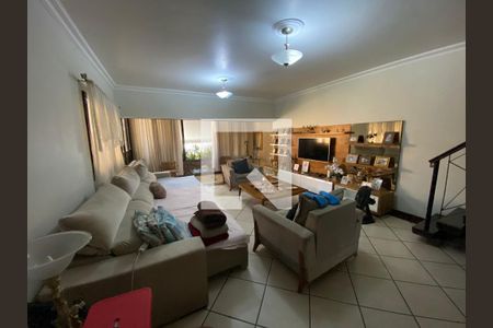 Sala de casa para alugar com 4 quartos, 420m² em Parque Residencial Guadalajara, Nova Iguaçu