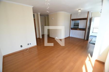 Sala de apartamento à venda com 3 quartos, 95m² em Cambuí, Campinas