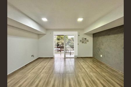 Sala de apartamento à venda com 2 quartos, 80m² em Santa Teresa, São Leopoldo