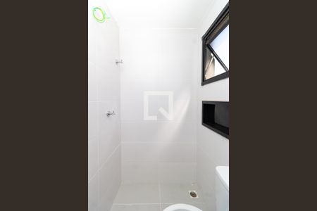 Banheiro de apartamento à venda com 1 quarto, 31m² em Parada Inglesa, São Paulo