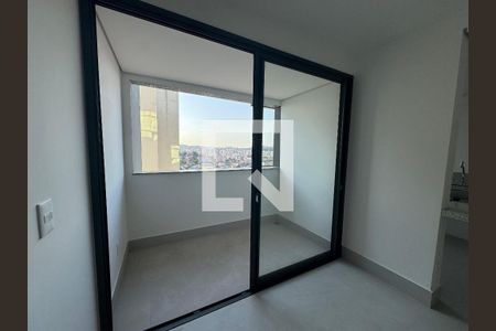 Sala de apartamento à venda com 3 quartos, 83m² em Cidade Nova, Belo Horizonte
