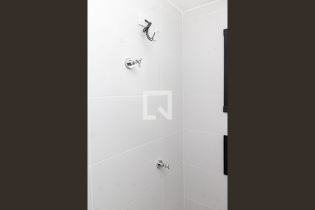 Banheiro de apartamento à venda com 1 quarto, 30m² em Parada Inglesa, São Paulo