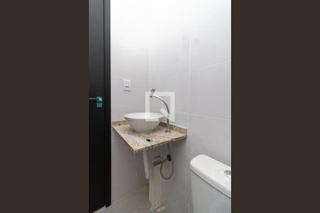 Banheiro de apartamento à venda com 1 quarto, 32m² em Parada Inglesa, São Paulo