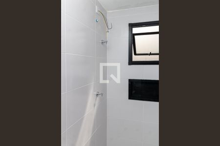 Banheiro de apartamento à venda com 1 quarto, 32m² em Parada Inglesa, São Paulo