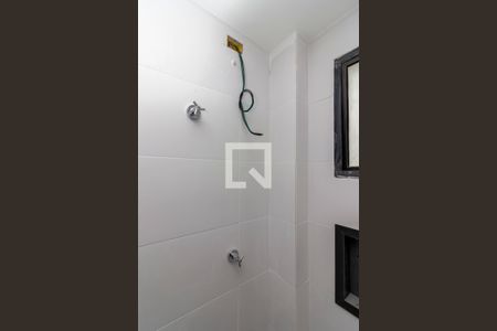 Banheiro de apartamento à venda com 1 quarto, 33m² em Parada Inglesa, São Paulo