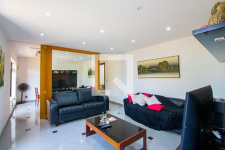 Sala 1 de casa à venda com 3 quartos, 567m² em Vila América, Santo André