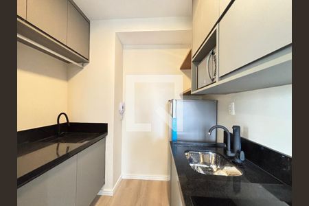 Sala/Cozinha de apartamento para alugar com 1 quarto, 30m² em Vila Olímpia, São Paulo