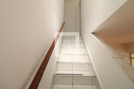 Escada de casa à venda com 2 quartos, 95m² em Socorro, São Paulo