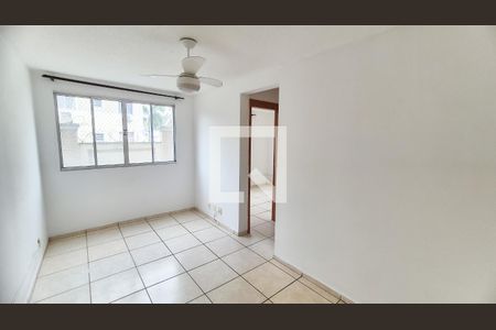Sala de apartamento à venda com 2 quartos, 45m² em Vigário Geral, Rio de Janeiro