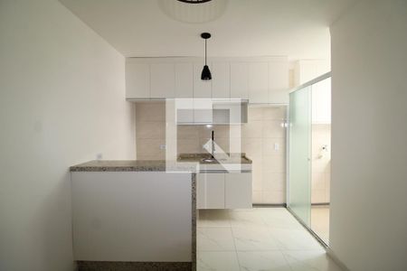 Sala / Cozinha de apartamento para alugar com 1 quarto, 29m² em Santana, São Paulo