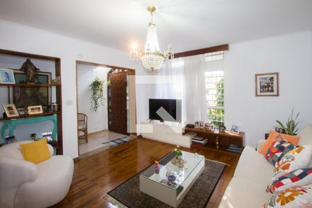 Casa à venda com 3 quartos, 147m² em Santo Amaro, São Paulo