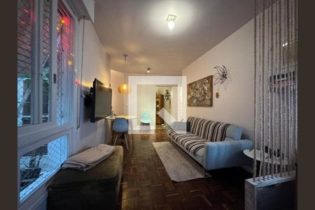 Sala de apartamento à venda com 1 quarto, 60m² em Petrópolis, Porto Alegre