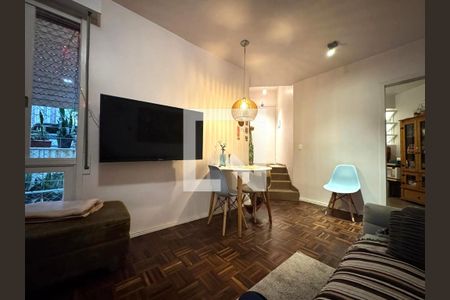 Sala de apartamento à venda com 1 quarto, 60m² em Petrópolis, Porto Alegre