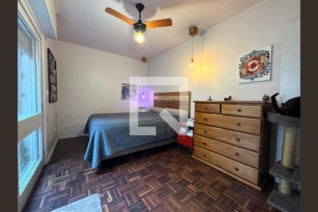 Quarto  de apartamento à venda com 1 quarto, 60m² em Petrópolis, Porto Alegre