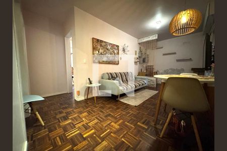 Sala de apartamento à venda com 1 quarto, 60m² em Petrópolis, Porto Alegre
