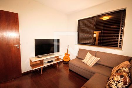 Quarto 1 de apartamento à venda com 4 quartos, 315m² em Santo Antônio, Belo Horizonte