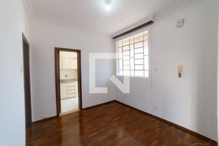 Sala 1 de apartamento à venda com 4 quartos, 200m² em Carmo, Belo Horizonte
