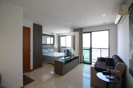 Studio de kitnet/studio para alugar com 1 quarto, 38m² em Jacarepaguá, Rio de Janeiro
