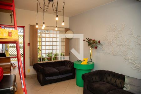 Sala de casa à venda com 2 quartos, 102m² em Campo Belo, São Paulo