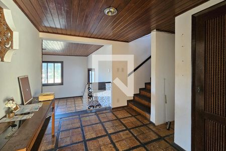 Sala de casa para alugar com 3 quartos, 292m² em Vale das Pedrinhas, Salvador