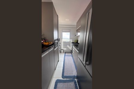 Cozinha de apartamento à venda com 2 quartos, 57m² em Jardim São Vicente, Campinas