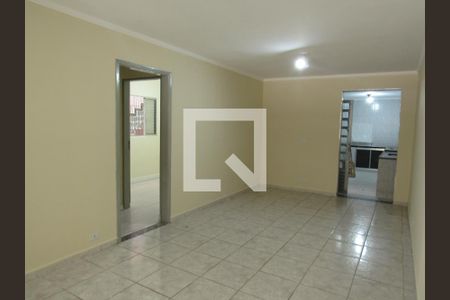 Sala de casa para alugar com 4 quartos, 200m² em Metalúrgicos, Osasco