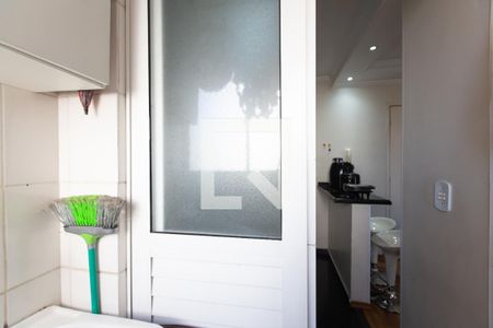 Área de Serviço de apartamento para alugar com 2 quartos, 52m² em Fazenda Aricanduva, São Paulo