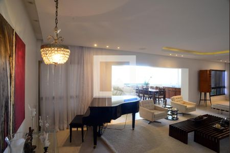 Sala de apartamento à venda com 4 quartos, 261m² em Barra da Tijuca, Rio de Janeiro