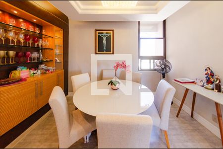 Sala de jantar de apartamento à venda com 4 quartos, 129m² em Grajaú, Belo Horizonte