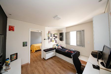 Quarto 2 de casa à venda com 4 quartos, 194m² em Vila Lucia, São Paulo