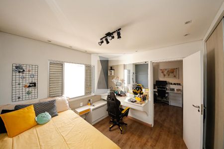 Quarto 1 de casa à venda com 4 quartos, 194m² em Vila Lucia, São Paulo