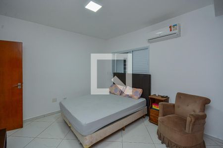 Suíte de casa para alugar com 2 quartos, 90m² em Jardim Regis, São Paulo