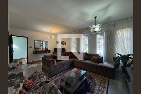 Sala de casa à venda com 3 quartos, 378m² em Vila Lucinda, Santo André