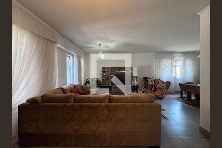Sala de casa à venda com 3 quartos, 378m² em Vila Lucinda, Santo André
