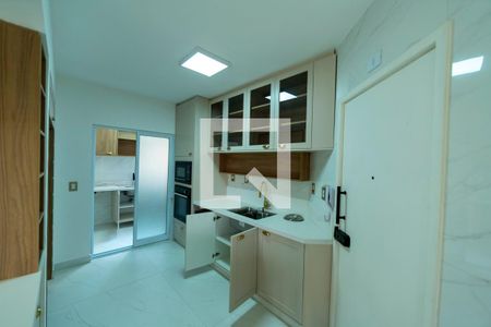 Cozinha de apartamento para alugar com 3 quartos, 130m² em Alphaville, Barueri