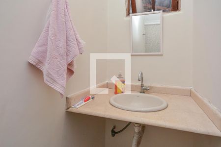 Lavabo de casa à venda com 3 quartos, 120m² em Interlagos, São Paulo
