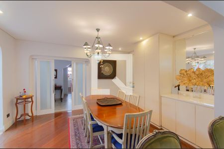 Sala de casa à venda com 3 quartos, 300m² em Aclimação, São Paulo