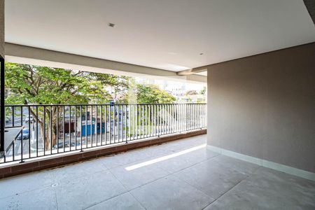 Sacada/Sala de apartamento à venda com 3 quartos, 163m² em Mirandópolis, São Paulo