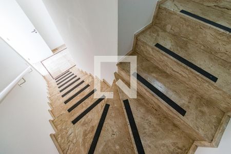 Escada de apartamento para alugar com 3 quartos, 300m² em Vila Andrade, São Paulo