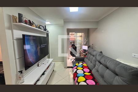 Sala de apartamento à venda com 2 quartos, 48m² em Vila Clarice, Santo André