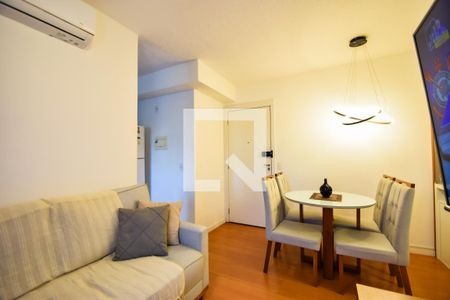 Sala de apartamento à venda com 2 quartos, 48m² em Engenho de Dentro, Rio de Janeiro