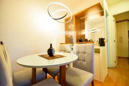 Sala de apartamento à venda com 2 quartos, 48m² em Engenho de Dentro, Rio de Janeiro