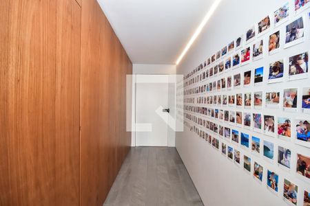 Entrada de apartamento à venda com 3 quartos, 148m² em Jardim Fonte do Morumbi, São Paulo