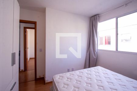 Quarto 2 de apartamento para alugar com 2 quartos, 42m² em Vila Lage, São Gonçalo