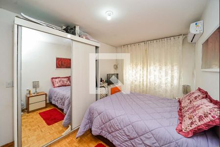 Quarto de apartamento à venda com 1 quarto, 50m² em Sarandi, Porto Alegre
