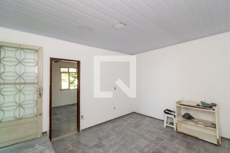 Sala de apartamento para alugar com 1 quarto, 30m² em Penha Circular, Rio de Janeiro