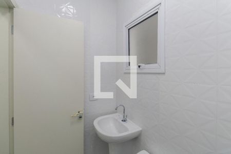 Banheiro de apartamento para alugar com 1 quarto, 35m² em Jardim Japao, São Paulo