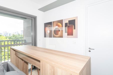 Sala de apartamento à venda com 1 quarto, 34m² em Indianópolis, São Paulo